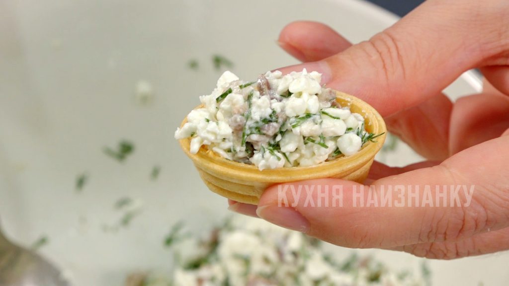 Закуска из творога и селедки
